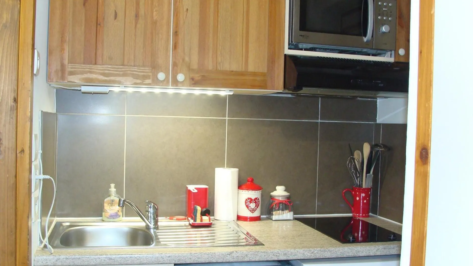 Studio Agreable Proche Centre Village Avec Terrasse - Fr-1-181-2835 La Plagne-Tarentaise 0*,